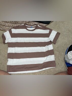 Old Navy Brown and White striped Crewneck Tee sz large